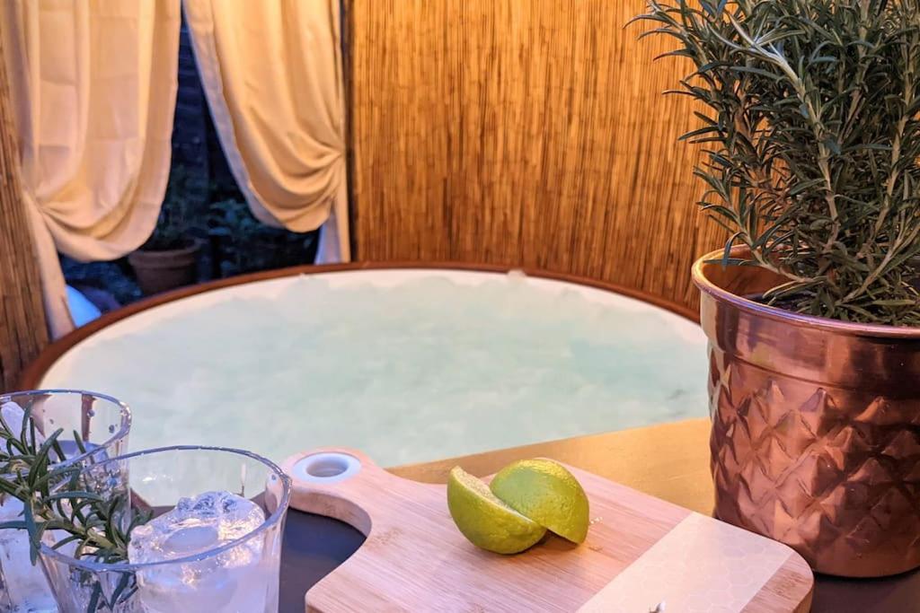 Baker'S Cottage, Urban Spa And Garden Bar Evesham Exteriér fotografie