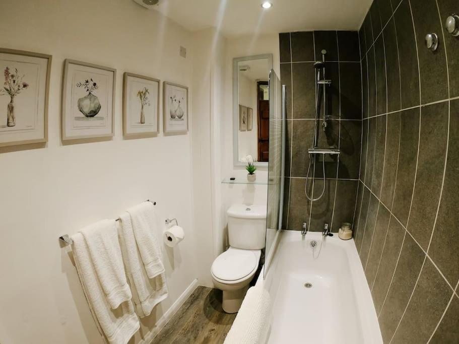 Baker'S Cottage, Urban Spa And Garden Bar Evesham Exteriér fotografie